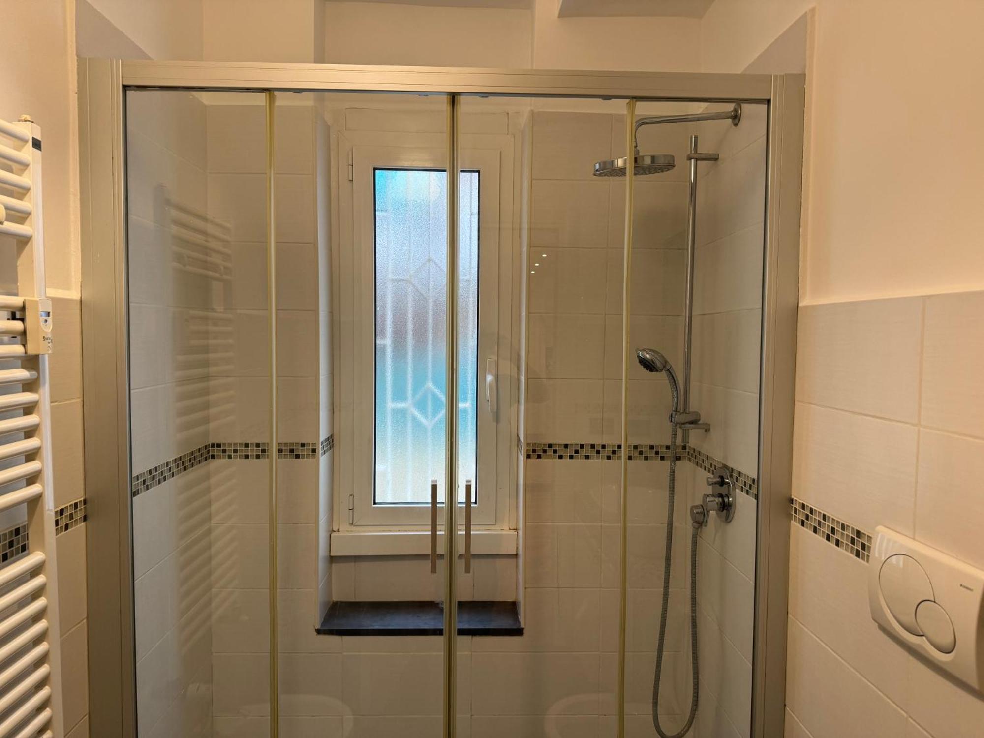 Mare Con Giardino Apartment *